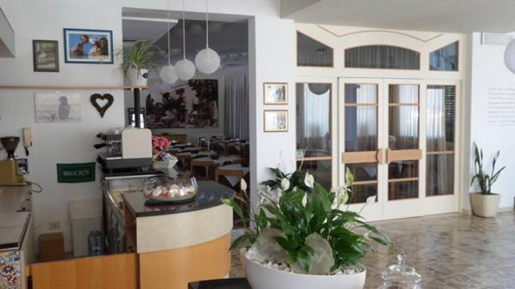 Hotel Sorriso San Mauro Mare Bagian luar foto